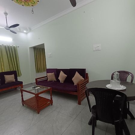 Sk Villa Homestay ポンディシェリ エクステリア 写真
