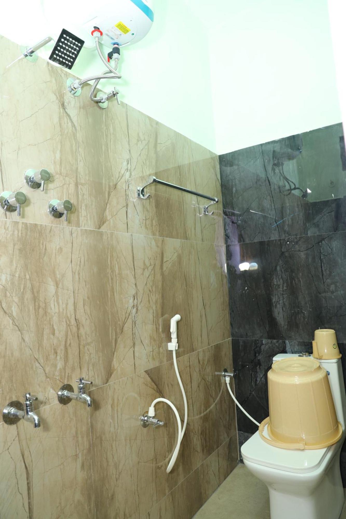 Sk Villa Homestay ポンディシェリ エクステリア 写真